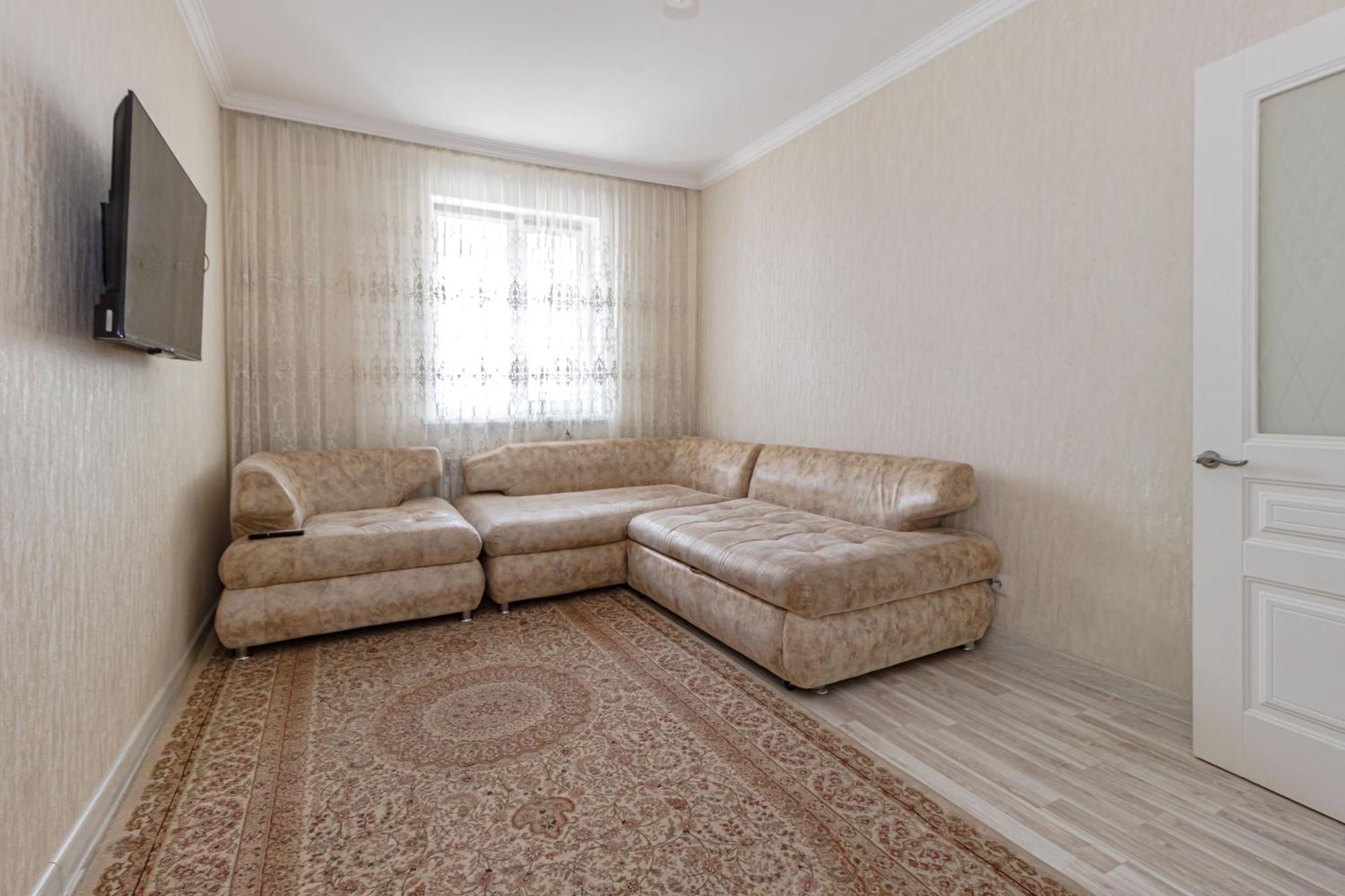 Apartments 7 Я-14 Астана Екстериор снимка