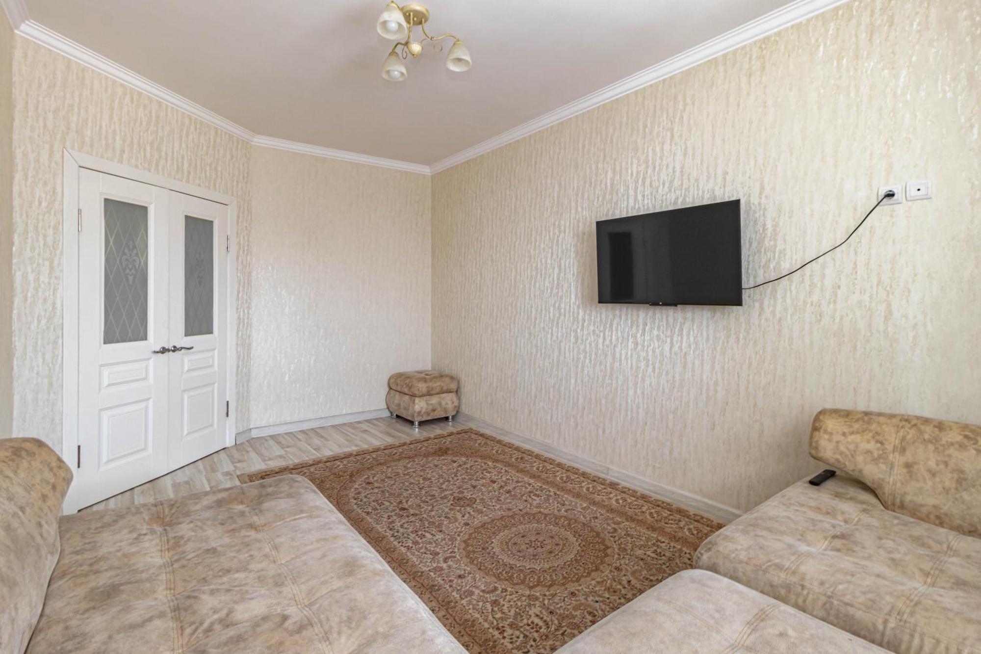 Apartments 7 Я-14 Астана Екстериор снимка